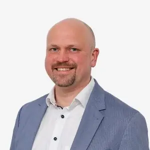 Dr. Julien Davin, Experte für Baufinanzierung in Hessisch Oldendorf und im Weserbergland, bei Baufivergleich
